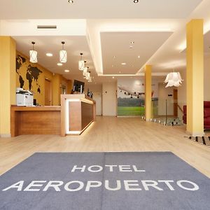 Hotel Arias Aeropuerto